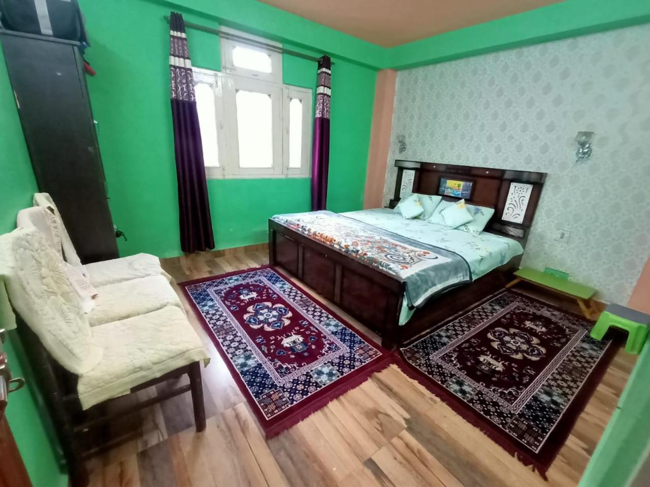 The Shudarang Inn Kalpa Ruang foto
